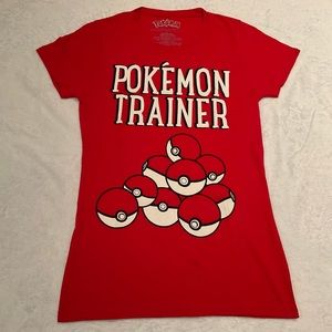 Women’s Pokémon Trainer T-Shirt Size Large Runs Like a Small